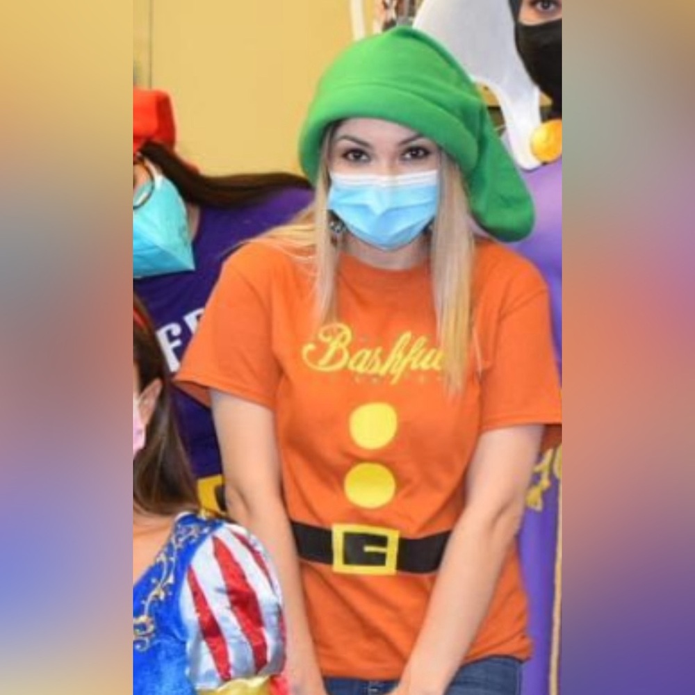 Bashful shirt and hat